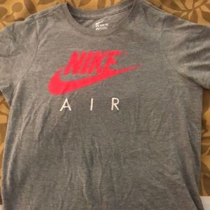 Nike t-shirt